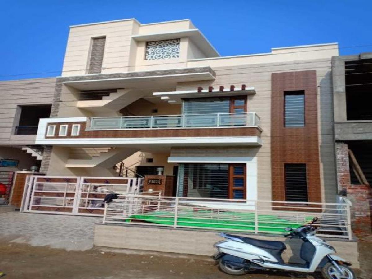 4 bedrooms House in Mohali, India No. 4928