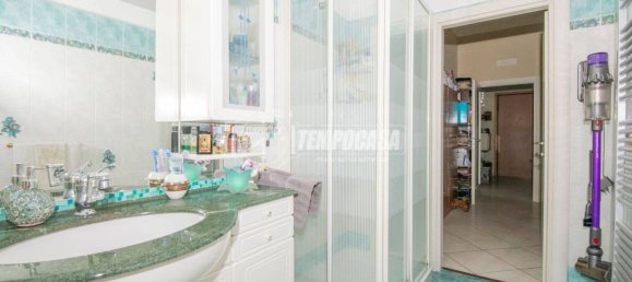 2 Schlafzimmer Wohnung in Quattro Castella, Italy, Nr. 258268 20