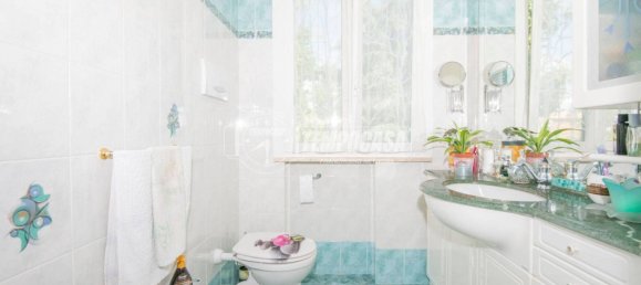 2 Schlafzimmer Wohnung in Quattro Castella, Italy, Nr. 258268 22