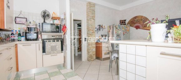 2 Schlafzimmer Wohnung in Quattro Castella, Italy, Nr. 258268 13