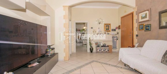 2 Schlafzimmer Wohnung in Quattro Castella, Italy, Nr. 258268 4