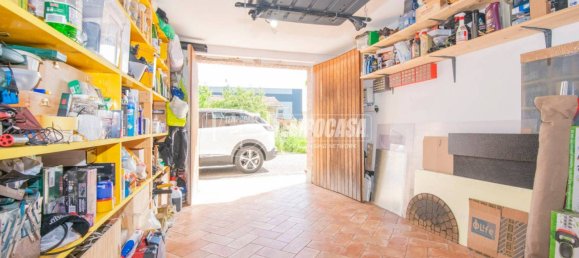 2 Schlafzimmer Wohnung in Quattro Castella, Italy, Nr. 258268 30