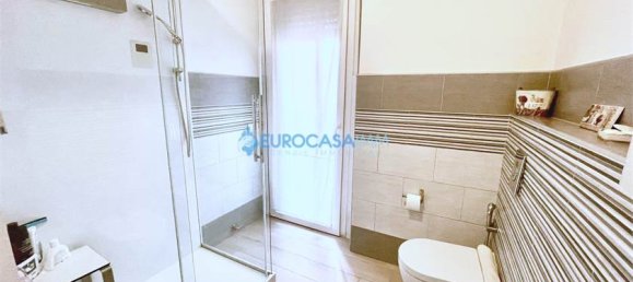 3 bedrooms Apartment in Carpi, Italy No. 61140 8