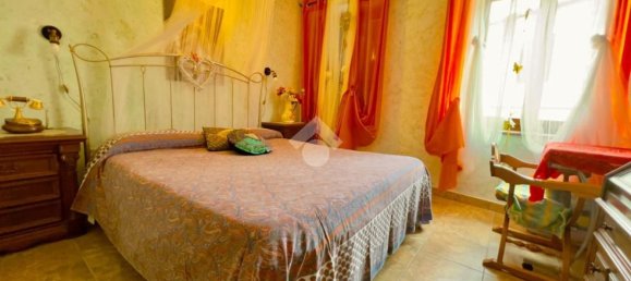 Дом с 7 комнатами в Пьова Массая, Италия № 277826 16