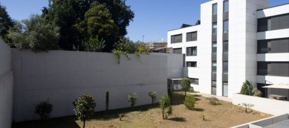 3 bedrooms Apartment in Porto, Portugal No. 130149 22