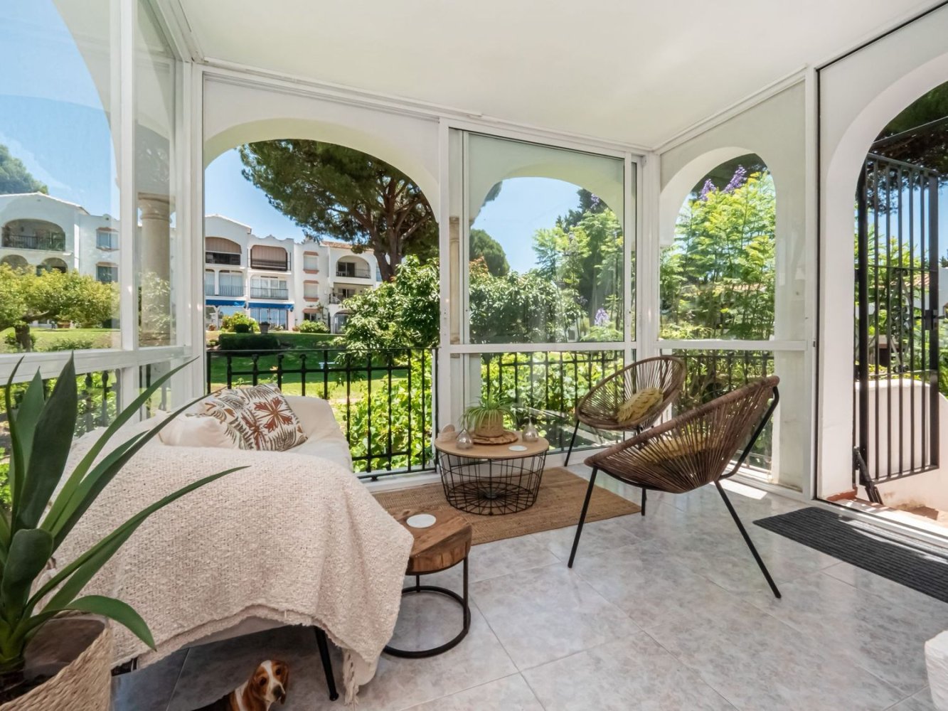 Apartamento de 2 dormitorios en Estepona, Spain No. 146062