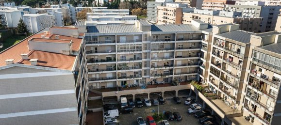 13m² Garage in Braga, Portugal No. 35799 2