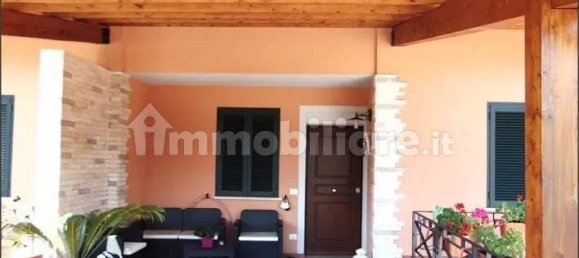 Дом с 5 комнатами в Сора, Италия № 341604 2