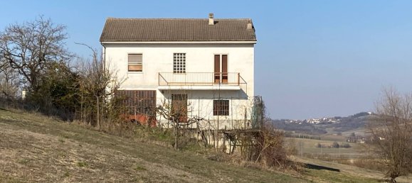 2 bedrooms Villa in Serralunga di Crea, Italy No. 355478 2