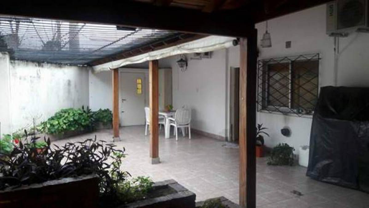2 bedrooms House in Bermudez, Argentina No. 53633