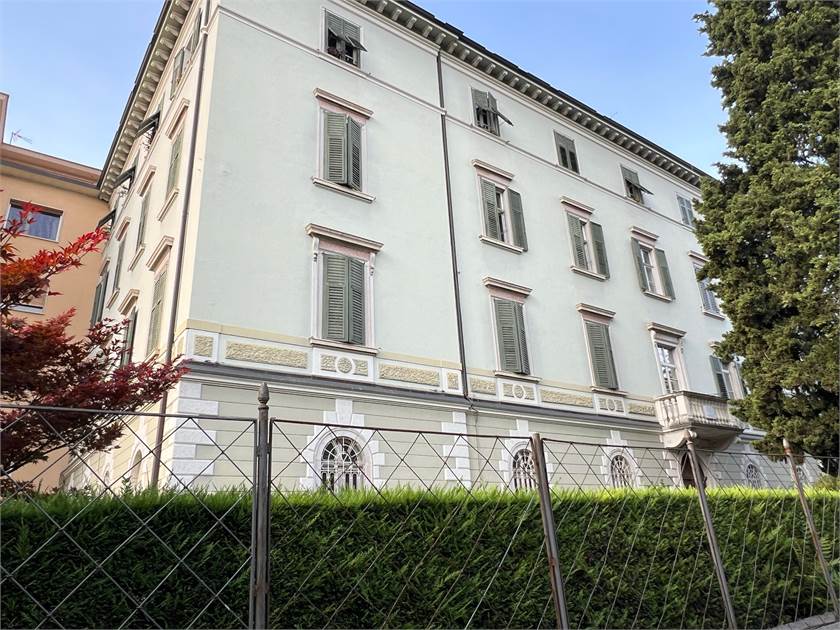 Apartamento de 2 dormitorios en Rovereto, Italy No. 326749