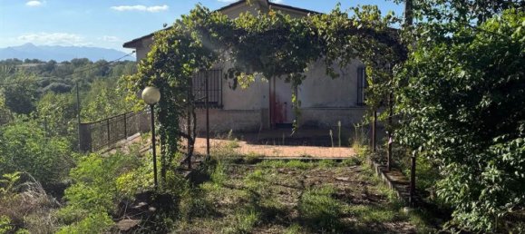 4 Schlafzimmer Haus in Falvaterra, Italy, Nr. 375702 2