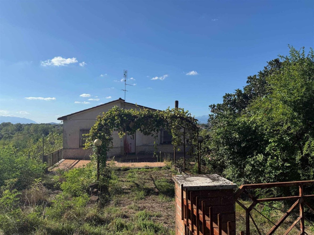 4 Schlafzimmer Haus in Falvaterra, Italy, Nr. 375702