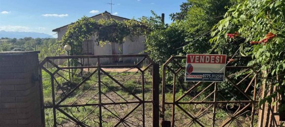 4 Schlafzimmer Haus in Falvaterra, Italy, Nr. 375702 3