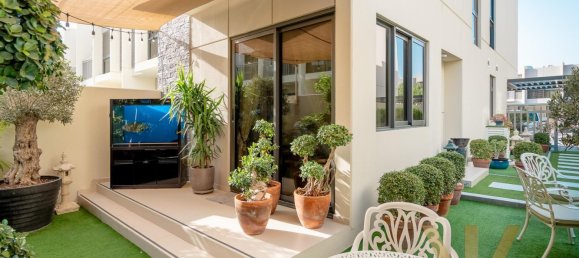 3 chambres Villa à Dubai, UAE No. 21759 2