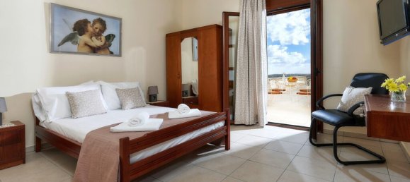 5 Schlafzimmer Villa in Heraklion, Greece, Nr. 105010 24