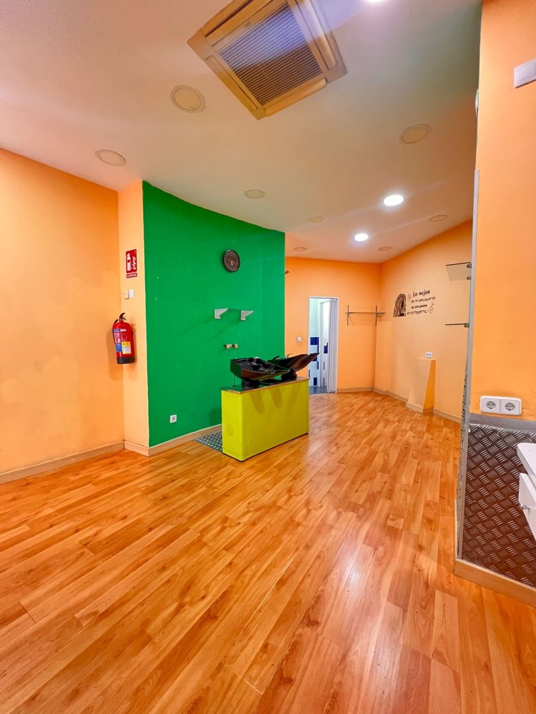 Imóvel comercial de 3 divisões em Madrid, Spain N.º 215698