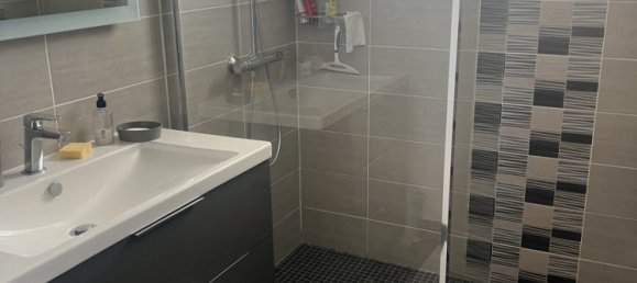 4 bedrooms House in Chartres, France No. 275654 8