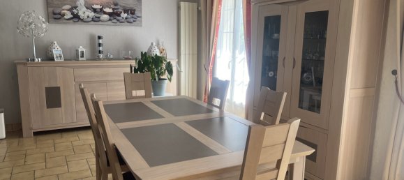 4 bedrooms House in Chartres, France No. 275654 6