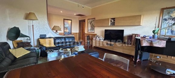 2 Schlafzimmer Wohnung in Rome, Italy, Nr. 128788 12