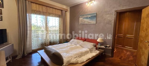 2 Schlafzimmer Wohnung in Rome, Italy, Nr. 128788 22