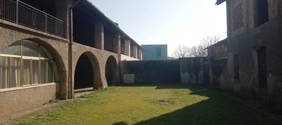 16 rooms House in Bedizzole, Italy No. 151562 7