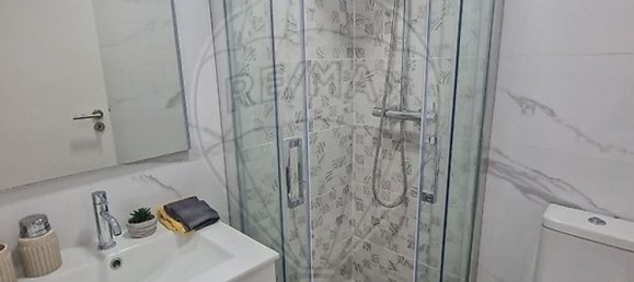 3 bedrooms Apartment in Lisbon, Portugal No. 251435 9