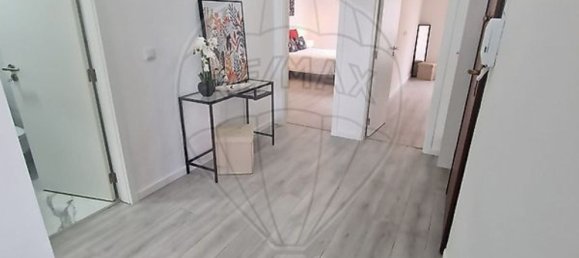 3 bedrooms Apartment in Lisbon, Portugal No. 251435 2