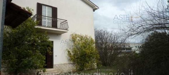 5-salle Appartement à Broccostella, Italy No. 47786 5