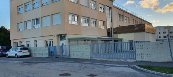 2 rooms Apartment in Wiener Neustadt, Austria No. 148890 2