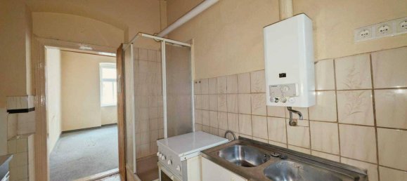 3 rooms Apartment in Hernals, Austria No. 209429 3