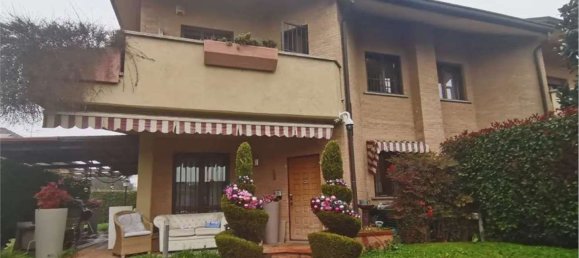 6 Schlafzimmer Haus in Paderno Dugnano, Italy, Nr. 357800 16