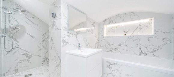 3 bedrooms Apartment in London, United Kingdom No. 12868 12