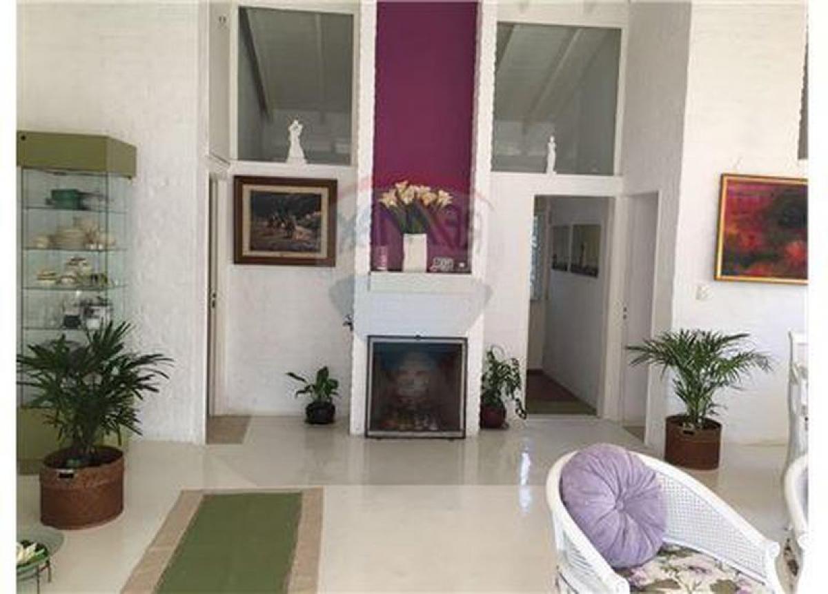 2 bedrooms House in Escobar, Argentina No. 3709