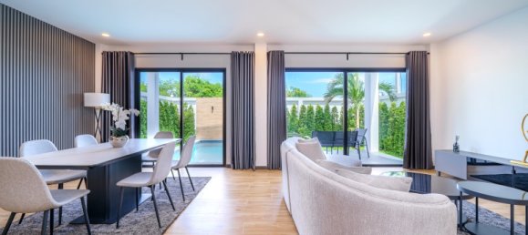 4 bedrooms House for sale in Pattaya, Chonburi, Eastern Thailand, Thailand № 70675 21