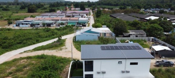 4 bedrooms House for sale in Pattaya, Chonburi, Eastern Thailand, Thailand № 70675 3