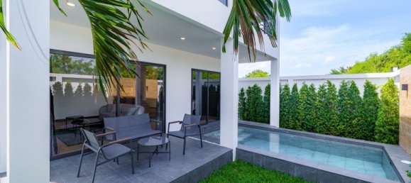4 bedrooms House for sale in Pattaya, Chonburi, Eastern Thailand, Thailand № 70675 8