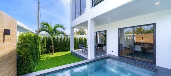 4 bedrooms House for sale in Pattaya, Chonburi, Eastern Thailand, Thailand № 70675 12
