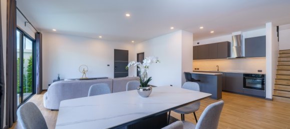 4 bedrooms House for sale in Pattaya, Chonburi, Eastern Thailand, Thailand № 70675 23