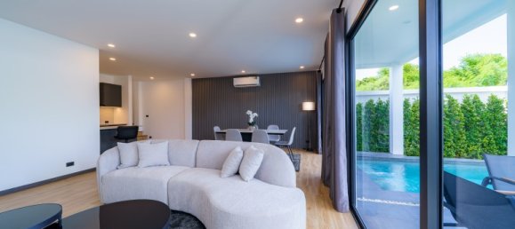 4 bedrooms House for sale in Pattaya, Chonburi, Eastern Thailand, Thailand № 70675 16