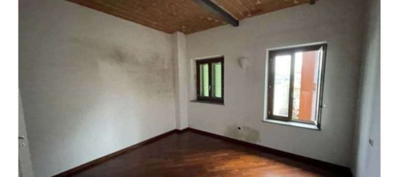 4 rooms Apartment in Calenzano, Italy No. 44995 7