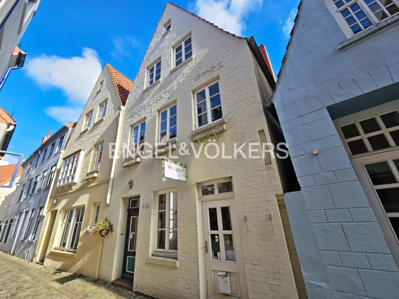 Здание 318м² в Бремен, Германия № 362883