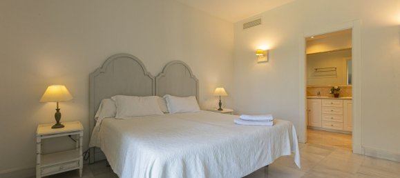 5 Schlafzimmer Villa in Marbella, Spain, Nr. 133413 46