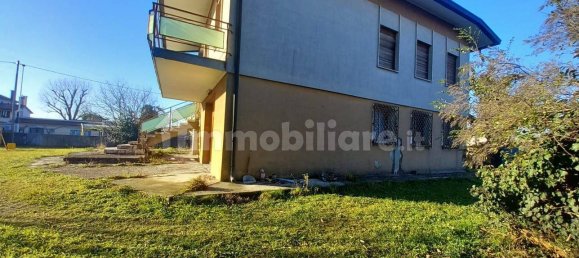 4 Schlafzimmer Villa in Vedelago, Italy, Nr. 103070 3