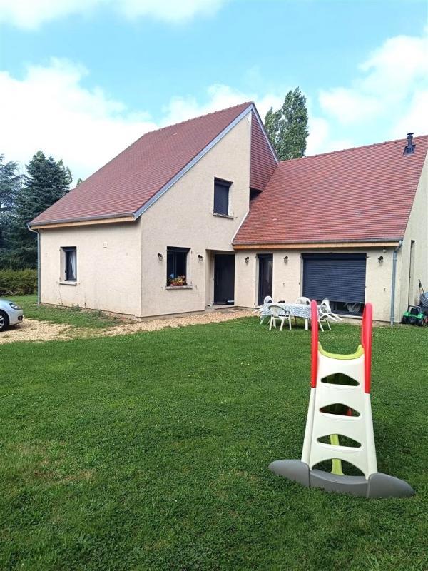 3 bedrooms House in Senonches, France No. 241380