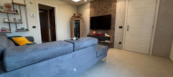 Пентхаус с 3 комнатами в Адро, Италия № 4704 4