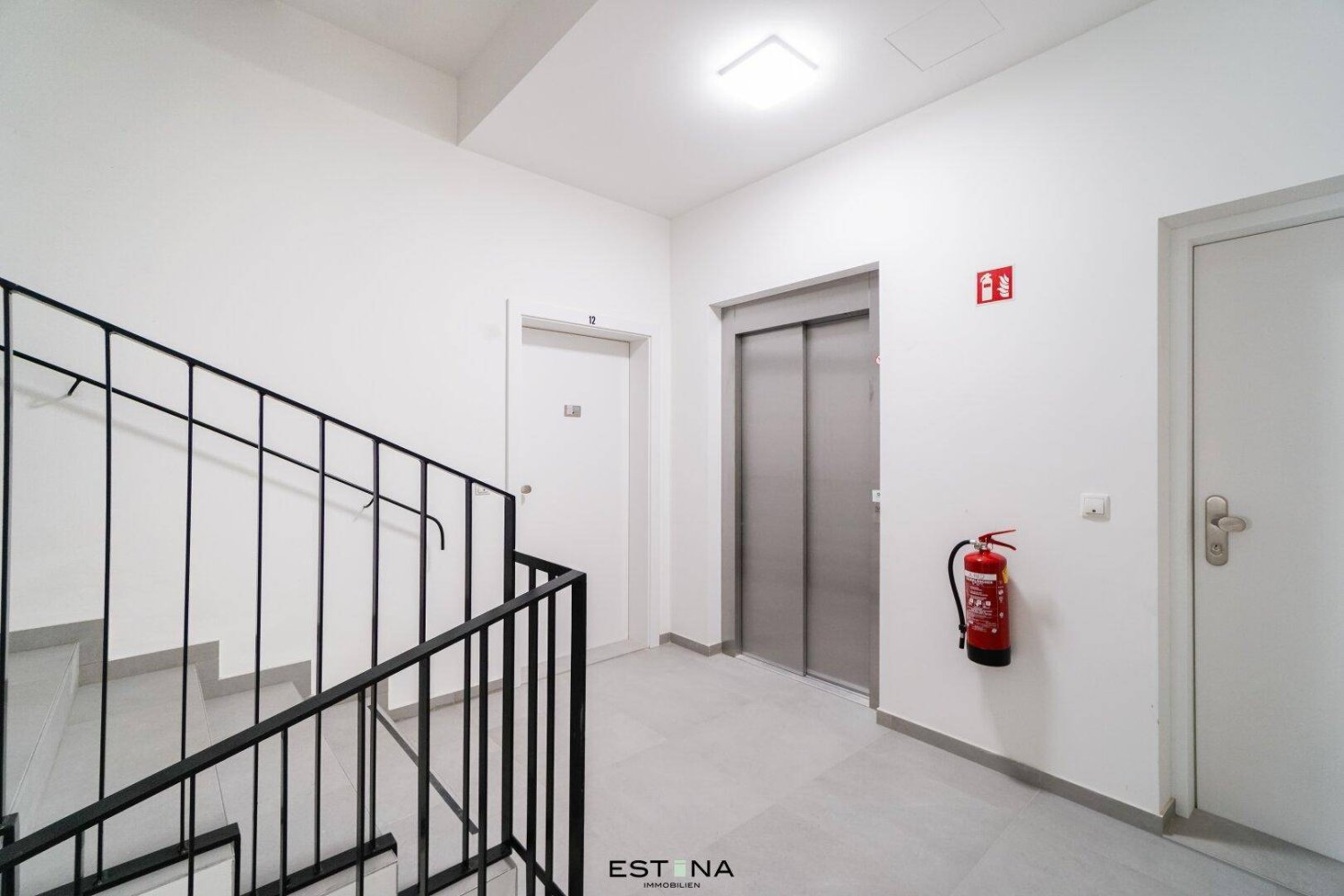 3 rooms Duplex in Penzing, Austria No. 2857