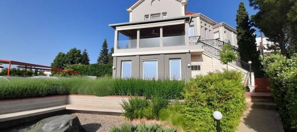 7 bedrooms Villa in Panorama, Greece No. 3619 2