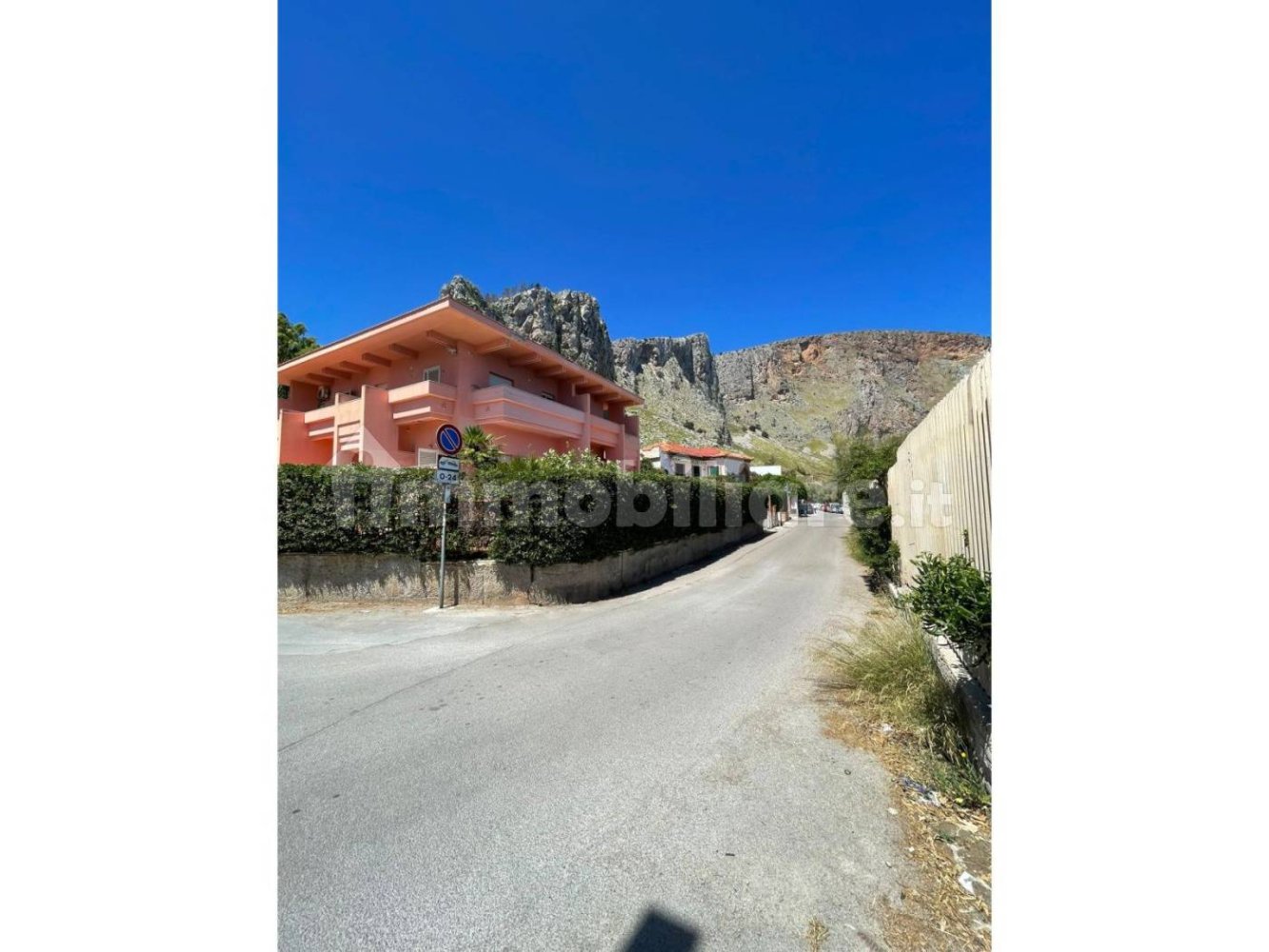 Квартира с 2 спальнями в Палермо, Италия № 321968