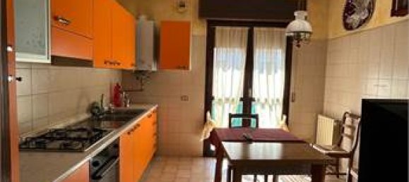 2 Schlafzimmer Wohnung in Porto Mantovano, Italy, Nr. 363310 4